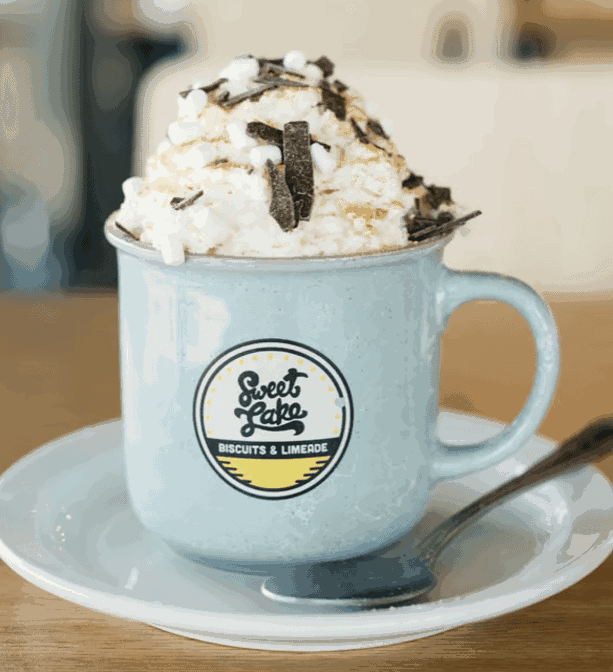 Sweet Lake Biscuits & Limeade by null