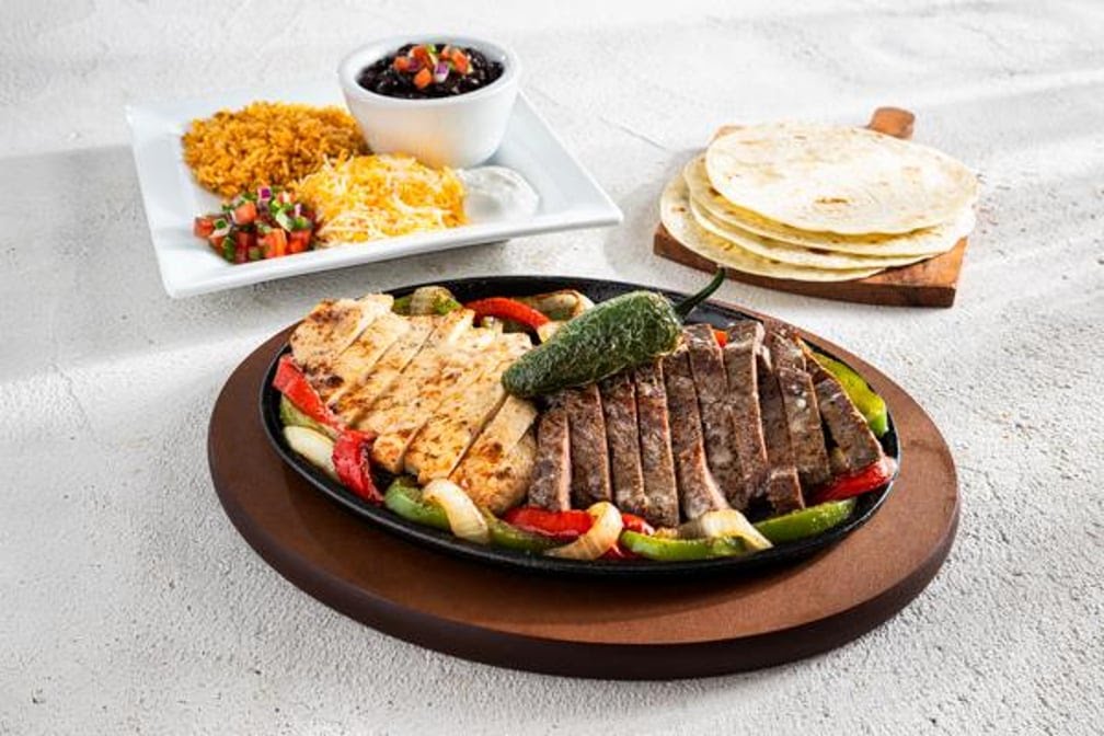 Chili's Grill & Bar by null