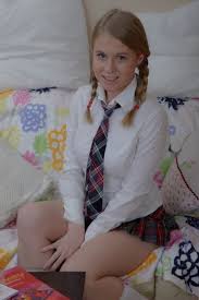 Eaftggaaaa zotglc cwcges jpg x School girl uniform