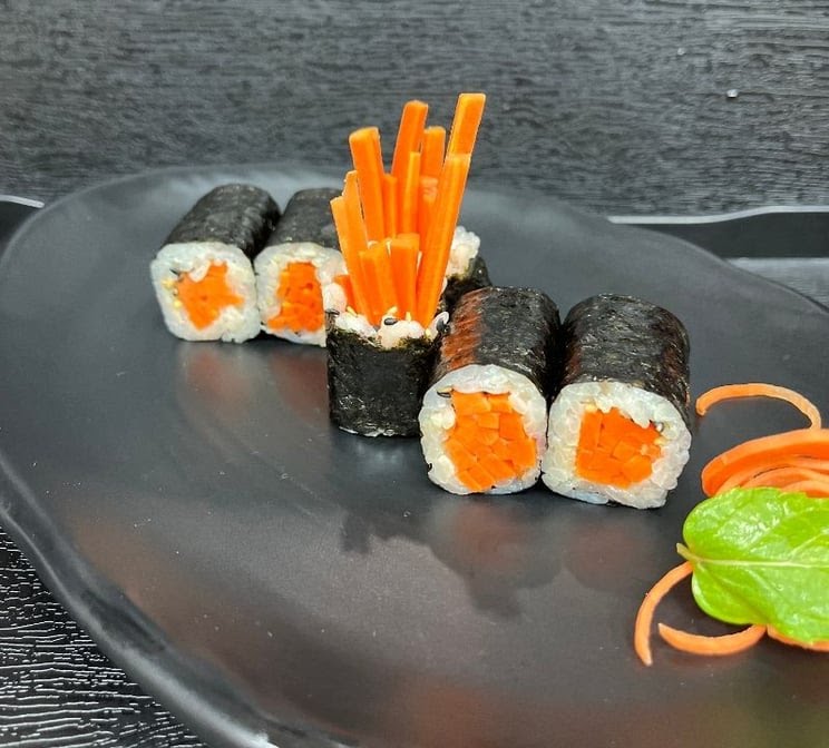 Daikon Vegan Sushi by null