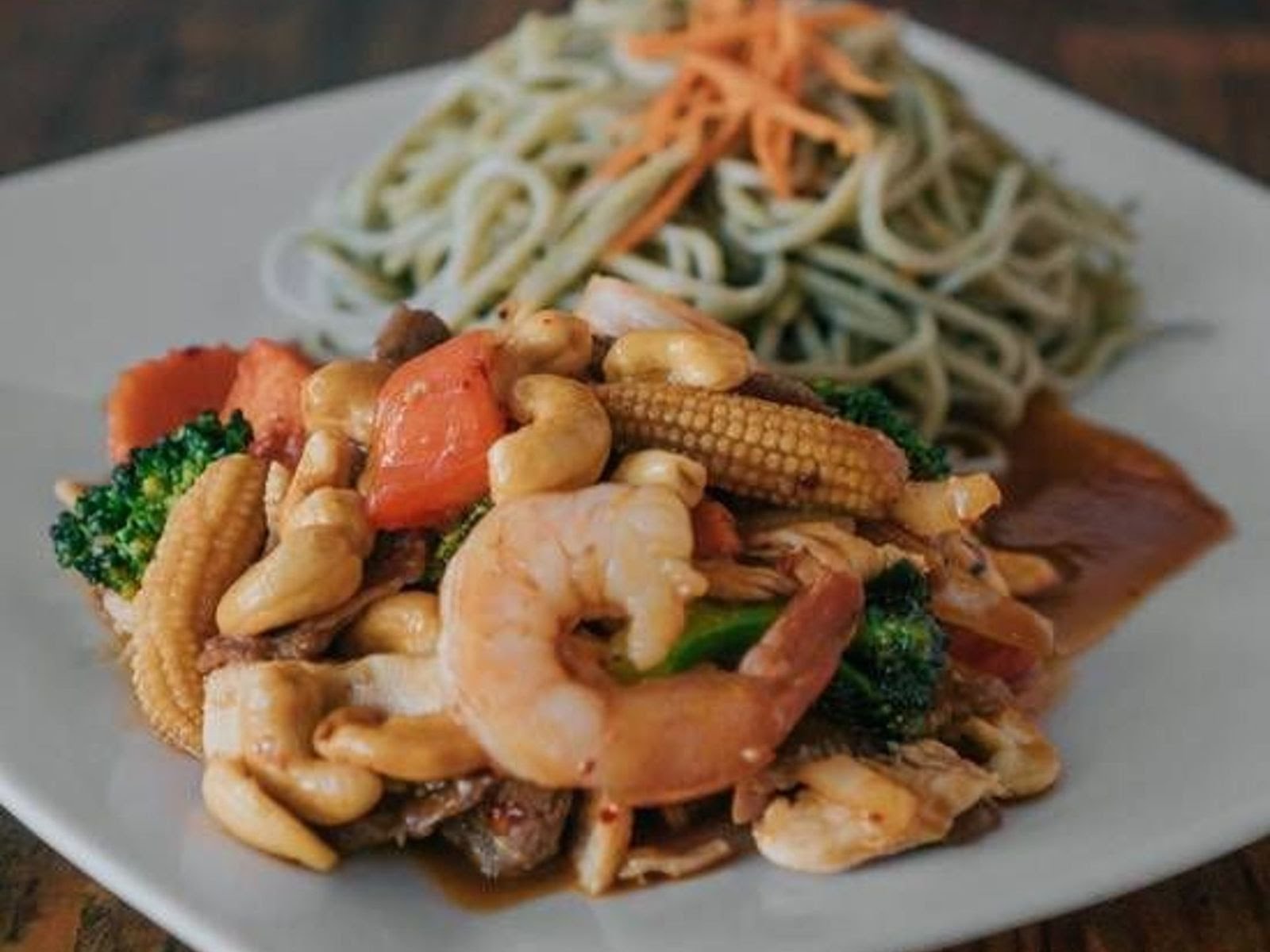 Toss Noodle Bar by null