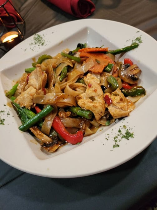 EAV Thai and Sushi by null