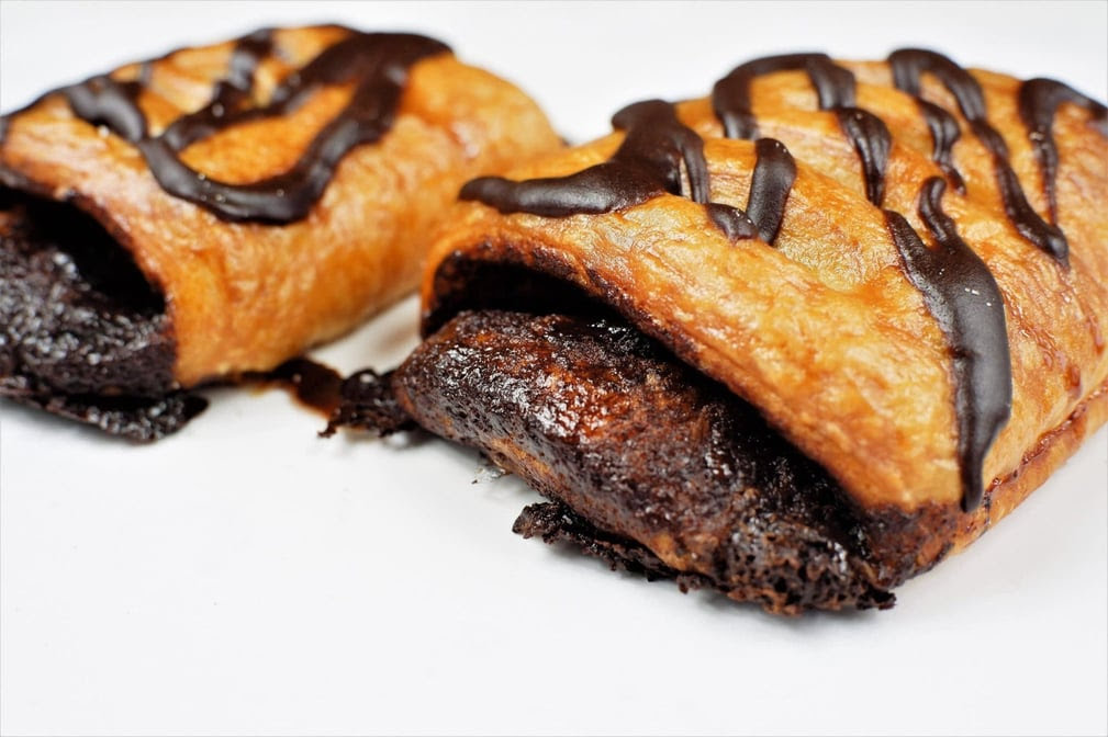 Henri's Bakery & Deli by null