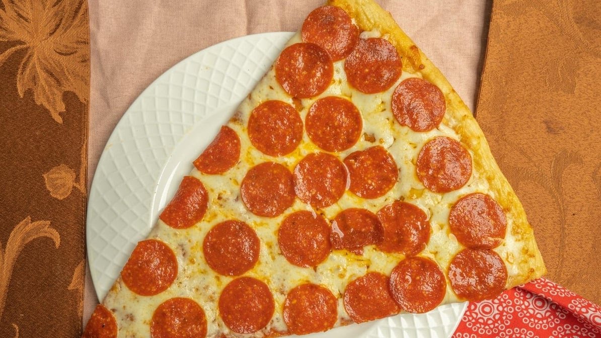 District Pizza & Kabob by null