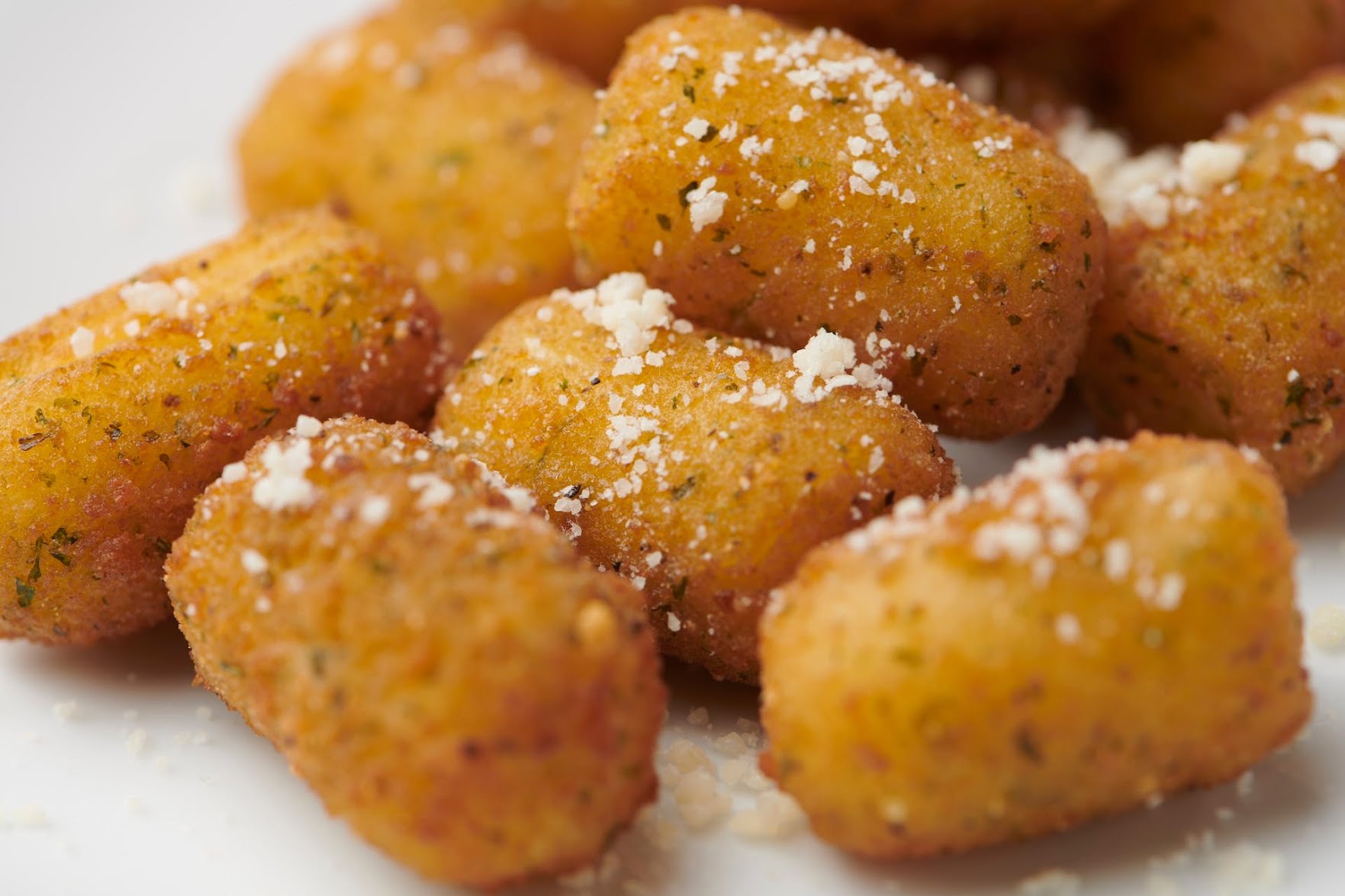 Me-n-Ed's Pizza Parlor by null