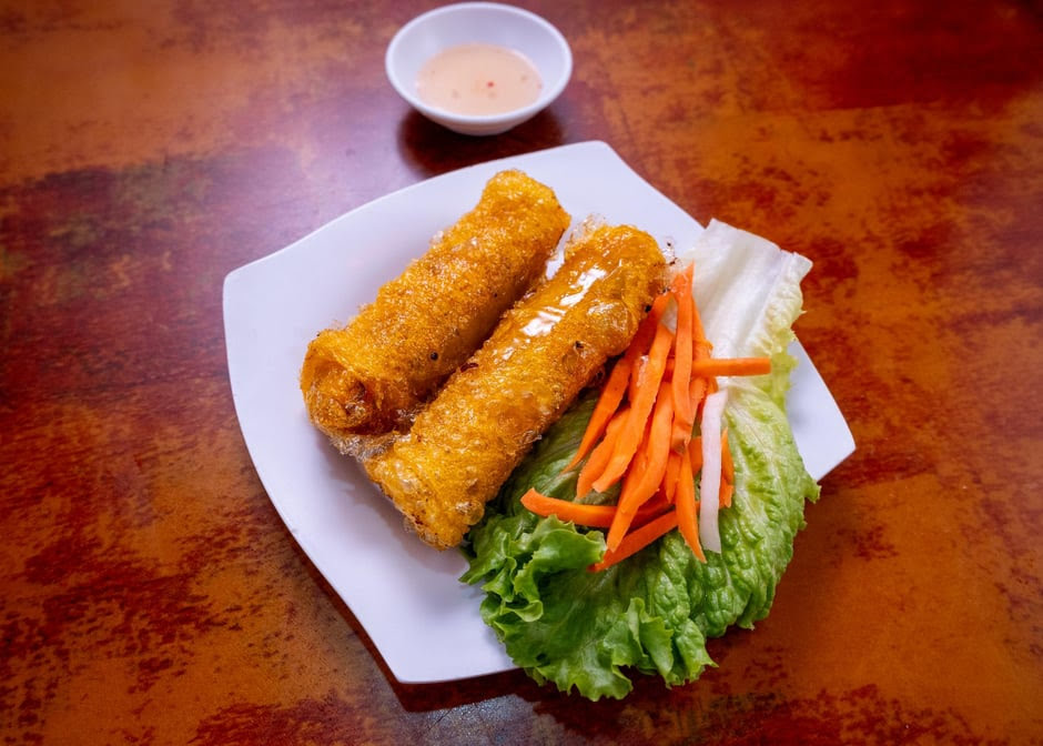 Pho & Cafe Anh Hong by null