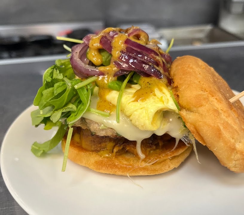 Twist Bakery & Cafe by null