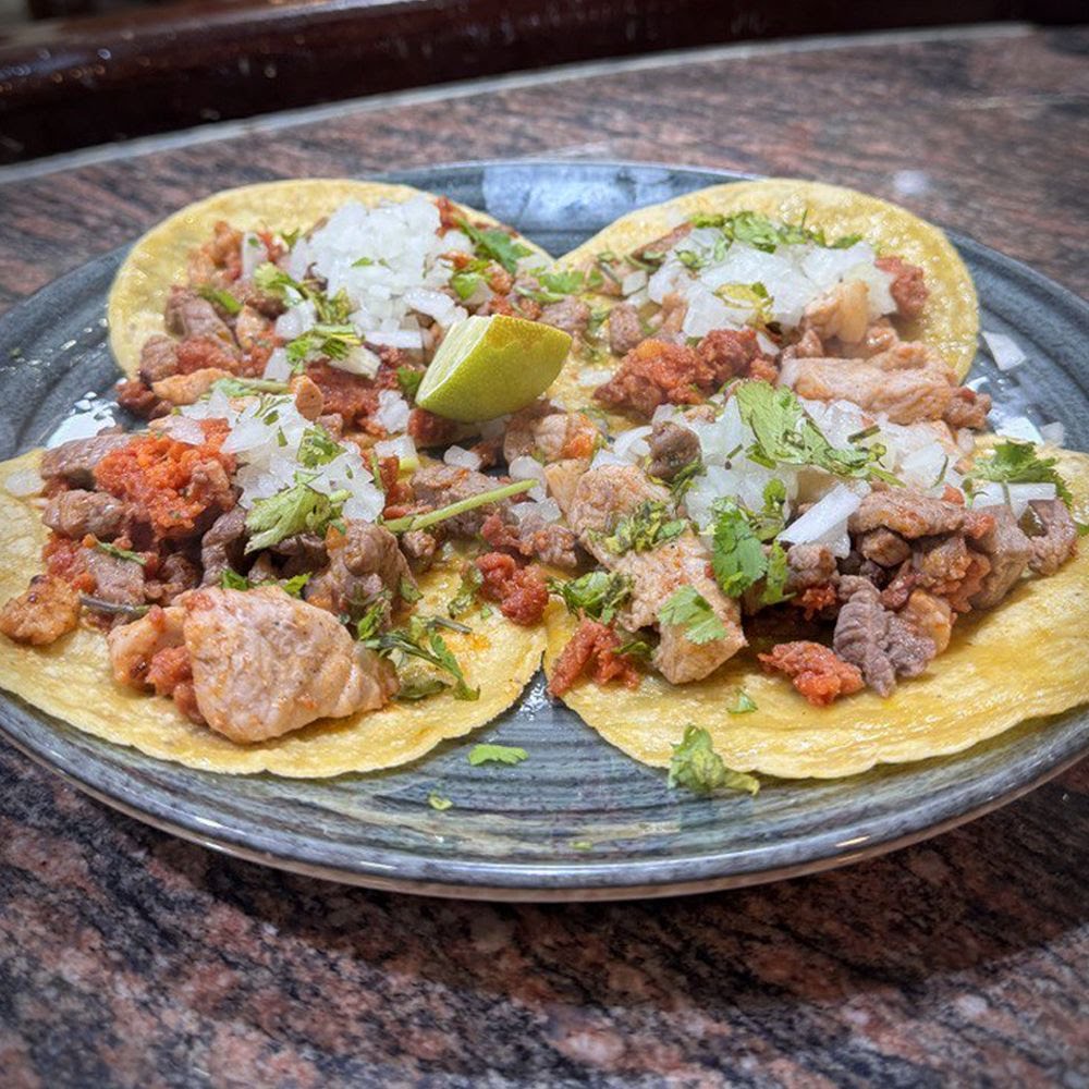 Los Mexicanos by null