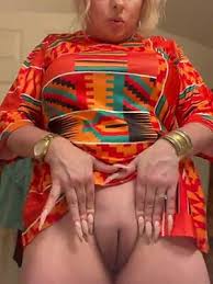 Mature cameltoe porn pics naked photos jpg x Mom cameltoe