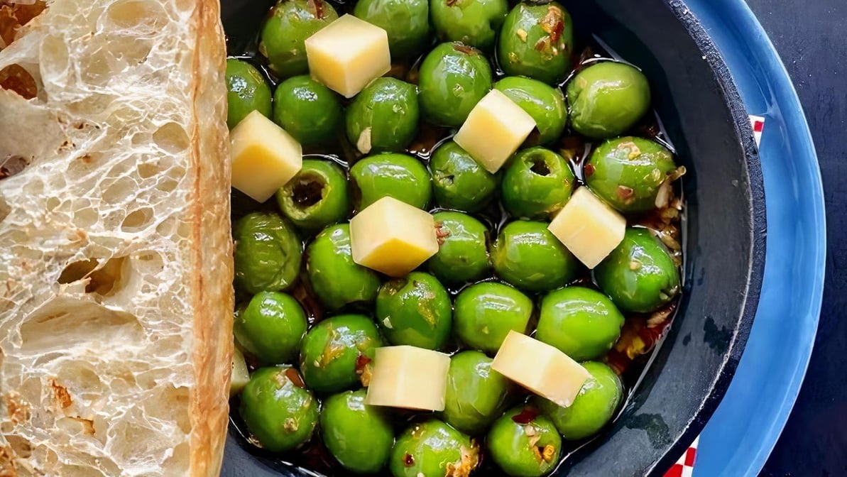 Redeemer Pizza by null