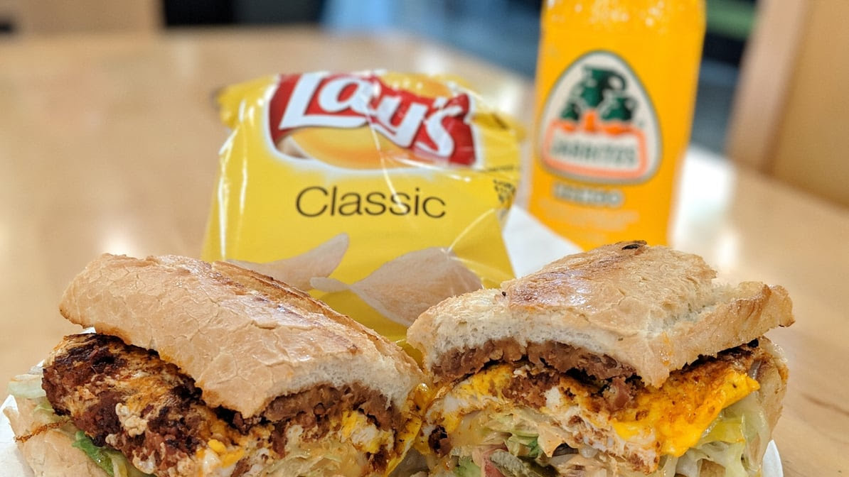 Manny's Tortas by null