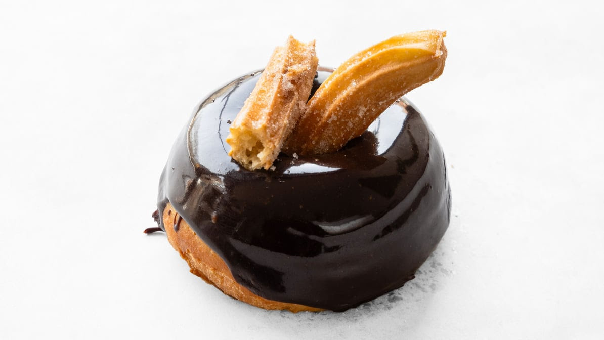 Fan Fan Doughnuts by null