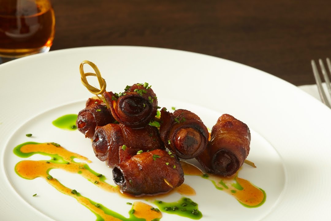 Blue Heron Kitchen and Bar by null