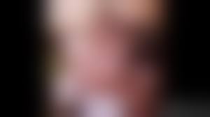 omafotze.com pussy closeup 