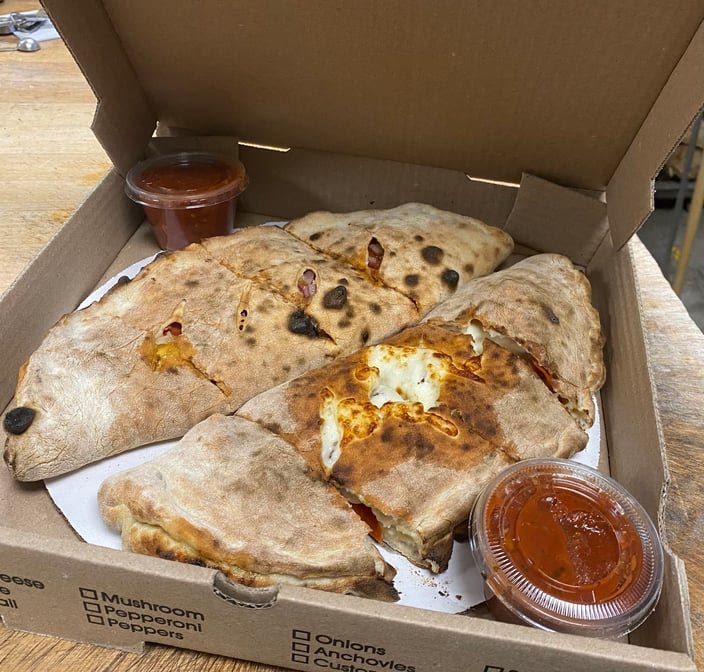 Tyler's Pizzeria & Bakery by null