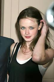 Gilmore girls cast before and now tiktok jpg x Alexis bledel sexy