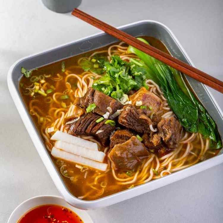 Hong Kong Palace by null