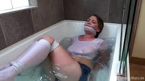Easaatbaaaaaa tozxzwova kzjyxh jpg x Tied up and
