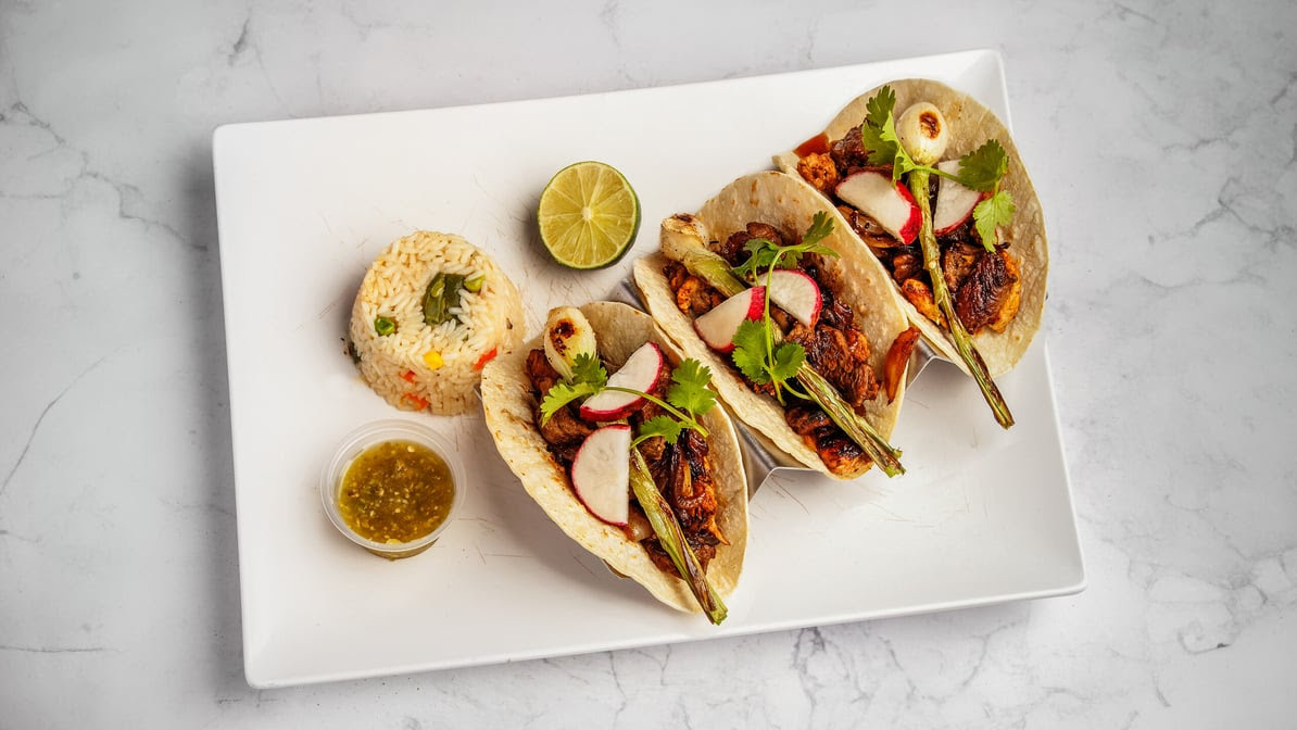 Casa Linda Salvadoran Cuisine by null