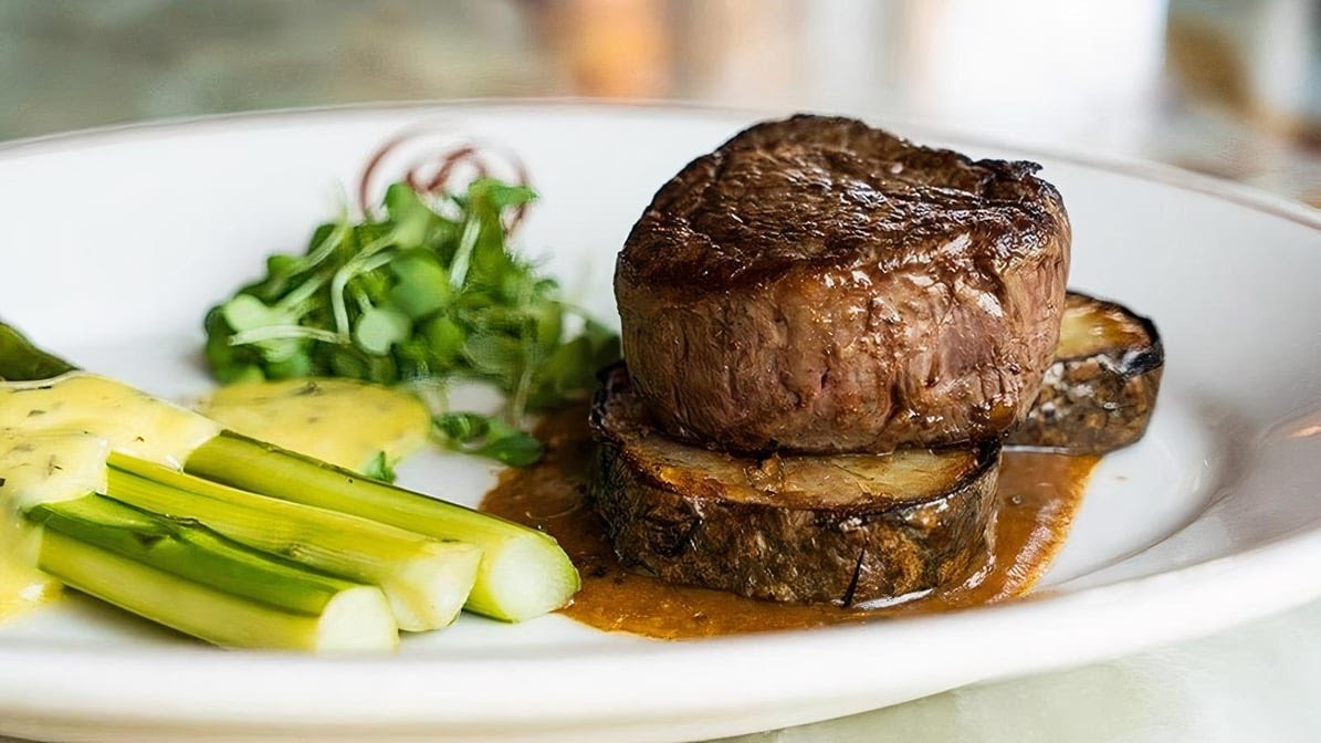 Daniel’s Broiler by null