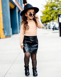 Leather outfit young girls|Watch Denim Cutoffs and a Leather Jacket Create the Perfect Weekend Look |  Outfit of the Day | Teen Vogue