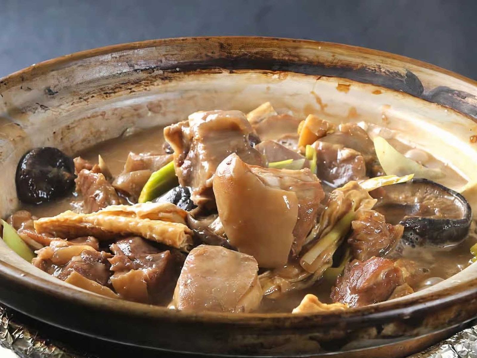 Feng Ze Yuan Restaurant by null