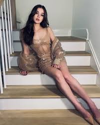 Rs hailee steinfeld josh allen paris jpg x Hailee steinfeld sex