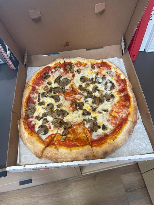 Tarantino's Pizzeria Inc by null