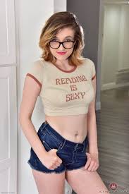 nerdy teen busty|PinkFineArt | Zendra Busty Nerd Teen from 18 and Busty