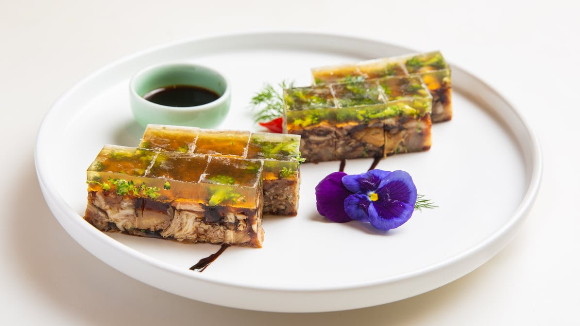Bistro Na's by null