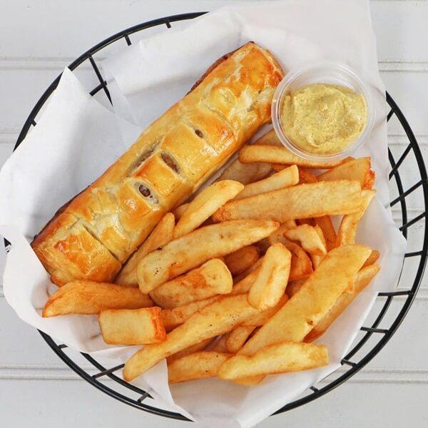 Lucky Baldwin's Pub by null