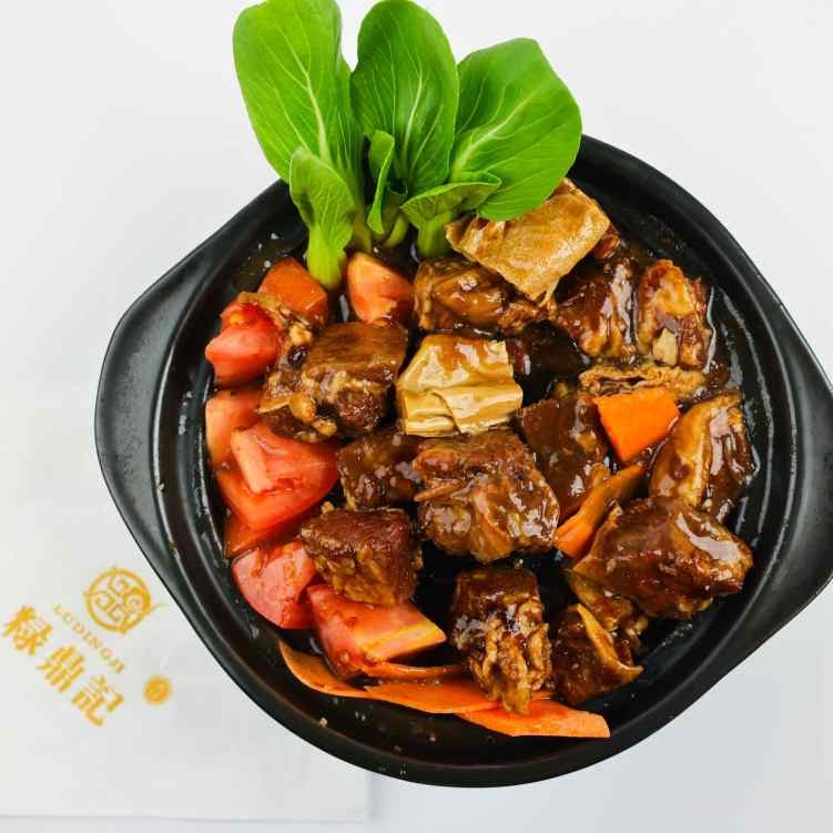 LuDingJi Noodles by null