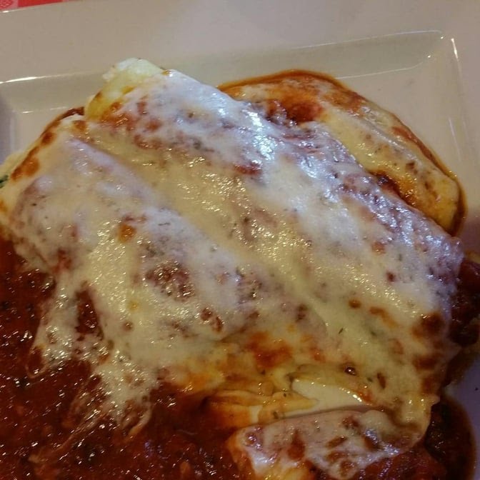 Mama 'n Papa's Pizza Grotto by null