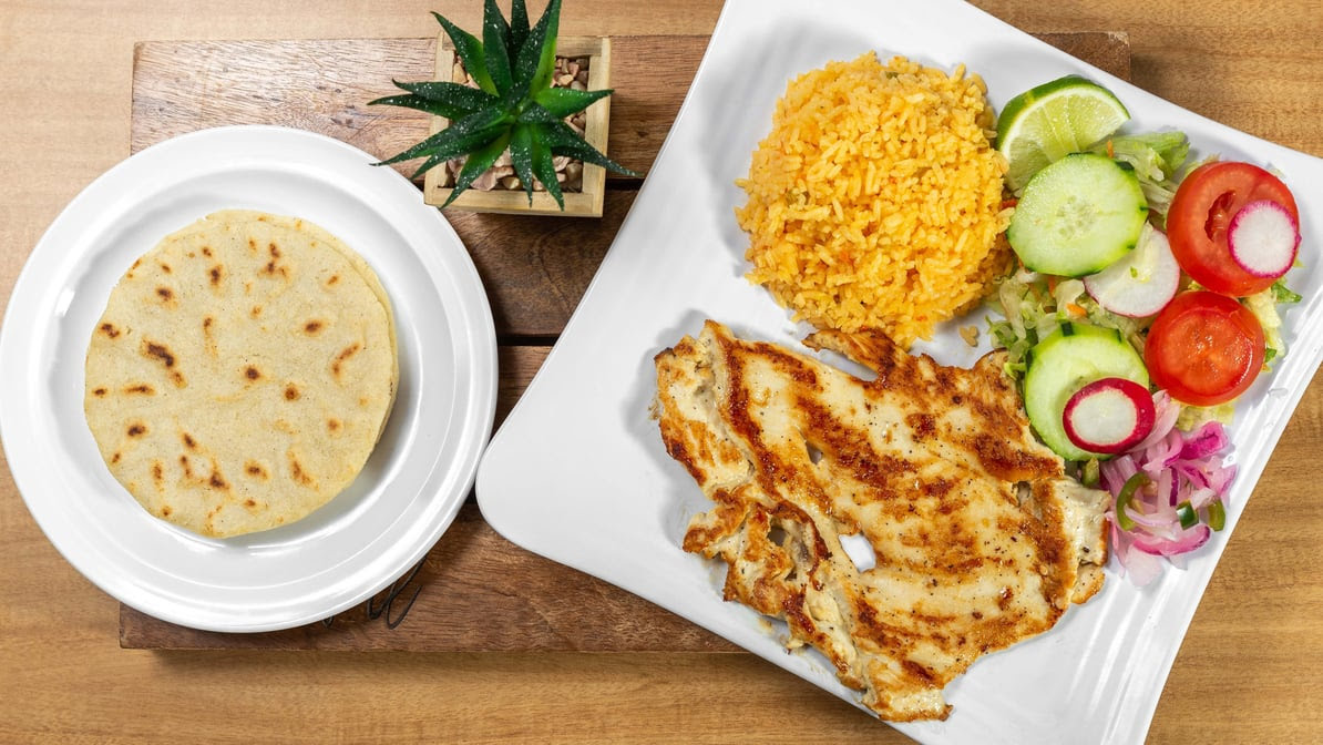 Pupuseria La Familiar by null