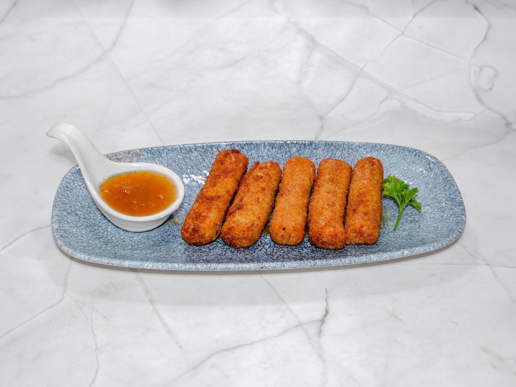 Lola Restaurant & Grill by null