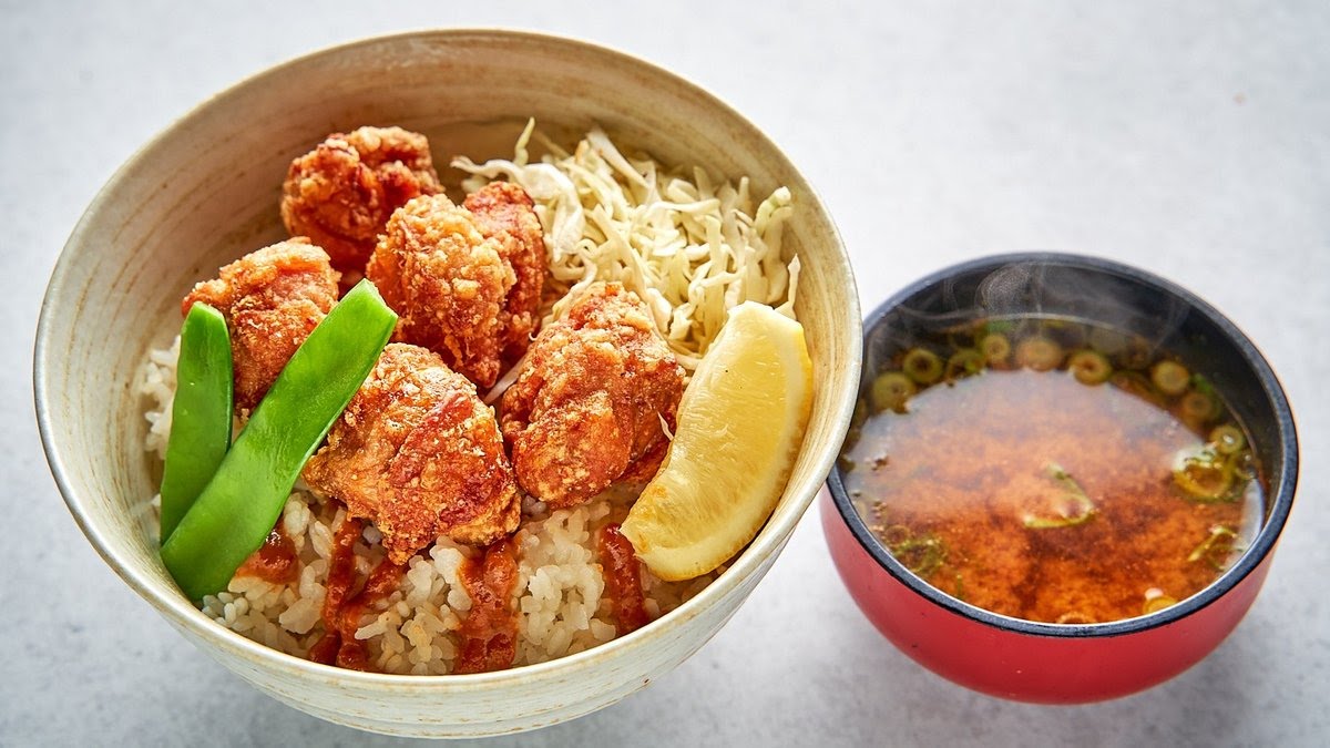 Cocolo Ramen by null