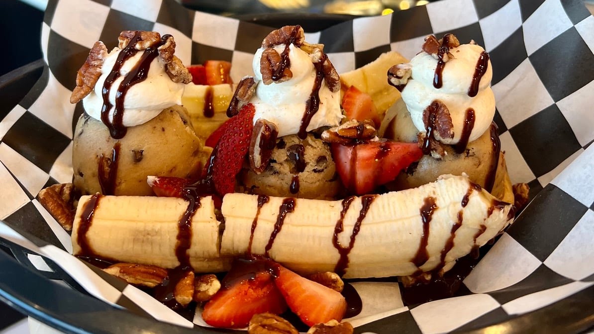 Cinnaholic by null