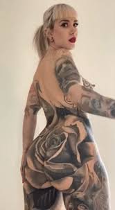 Naked girls shaking ass jpg x Naked girls shaking ass