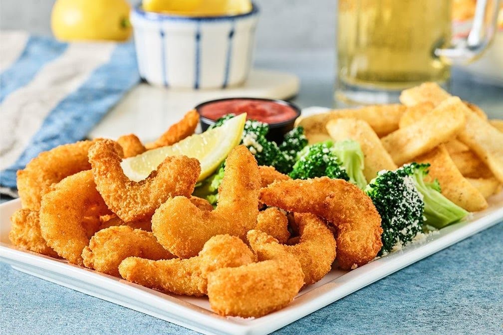 Red Robin Gourmet Burgers and Brews by null