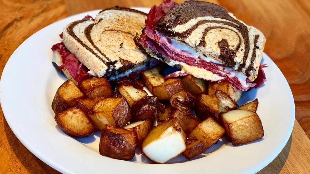 Harry’s All American Breakfast Restaurant in Boston by null