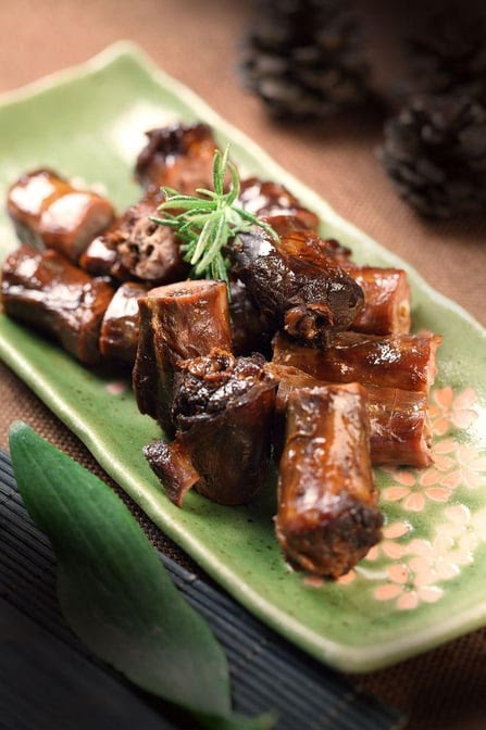 Duck House Restaurant 鹿鼎記 by null