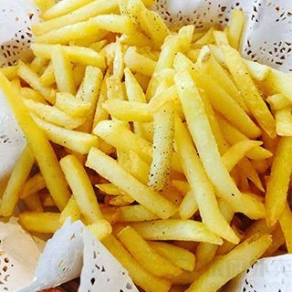 Tera V Burger by null