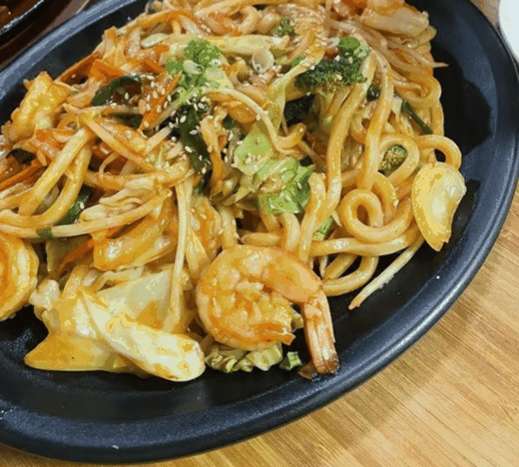 Rock & Noodles by null