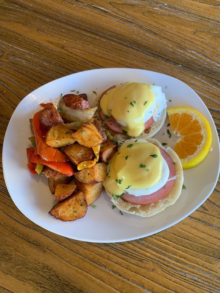 Oliver's Astoria by null