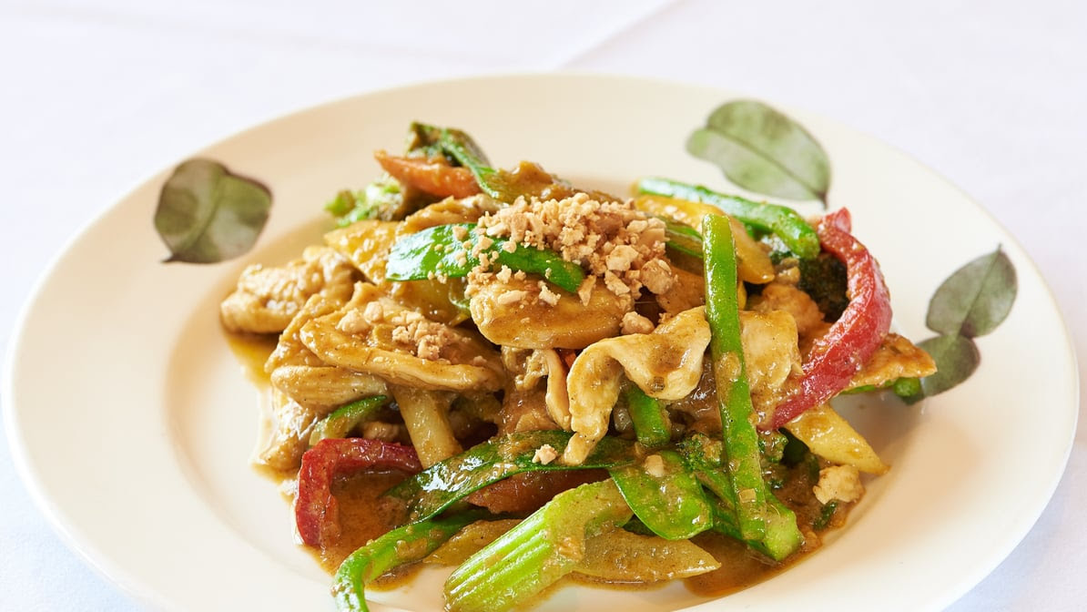 Le’s Vietnamese Restaurant by null