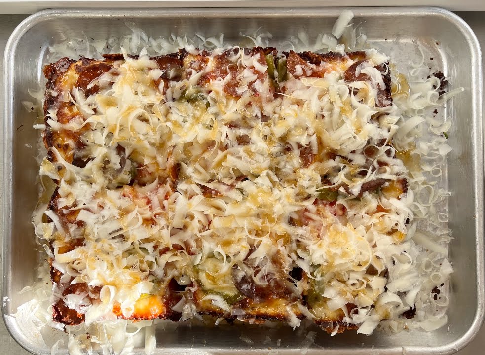 Wrecktangle Pizza by null