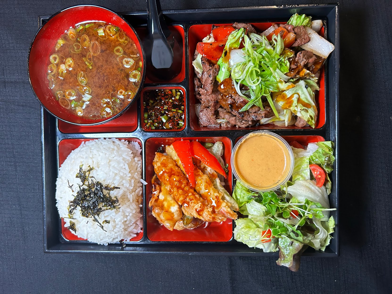 Mi & Yu Noodle Bar by null