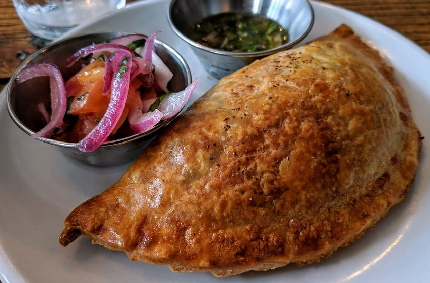 Colina Cuervo by null