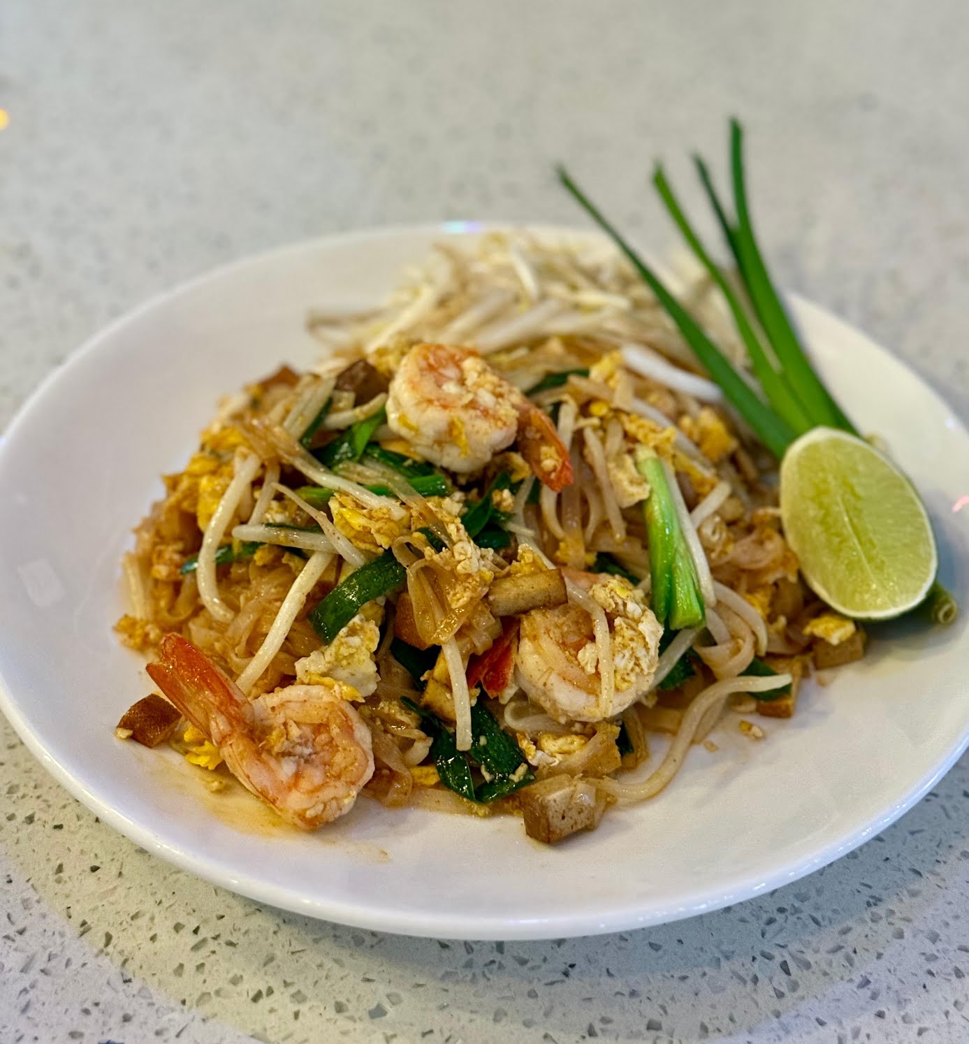 SamMuk Thai by null