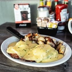 Biscuits Cafe by null